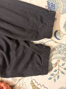 🪩🎉Affordable!!! Black Cargo Pants 🤩