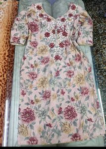 Floral Embroidered Kurti