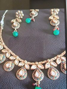 Elegant Jewelry Set