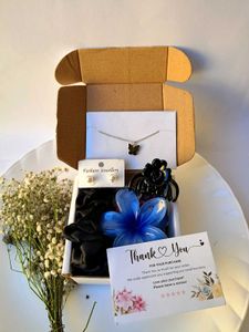 Jewelry &amp; Hair Accessory Gift Set