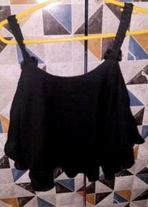 Cute Black sleeveless crop Top
