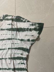 Shaded Top For Casual Wear