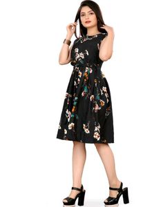 Fit &amp; Flare Floral Mini Dress👗