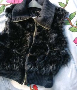 Chic Faux Fur Vest
