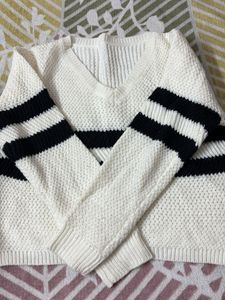 Striped Knit Sweater + free gift