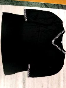 Black Embroidered Kurta