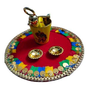 Radha Krishna Printed Bucket Pickari