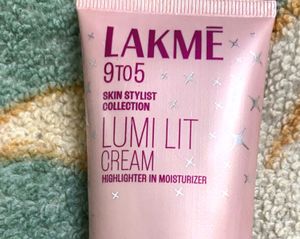 Lakme 9 To 5 Lumi Lit Cream