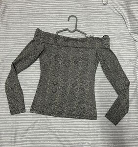 Off-Shoulder Top