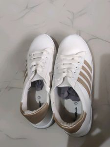New White And Gold Women Sneakers With Tag