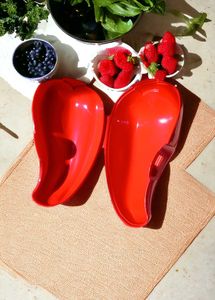 Tupperware Chilli Keeper Container