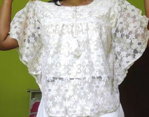 Off-White Lace Top with Front Tie Knot | Size 40 |