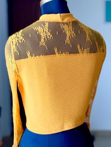 Offer🌷🌷Mustard Lace Top wit fabulous bell Sleeve