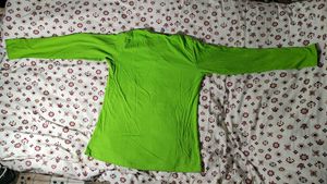 🌿 Bright Green Women’s Full-Sleeve Top – Trendy V