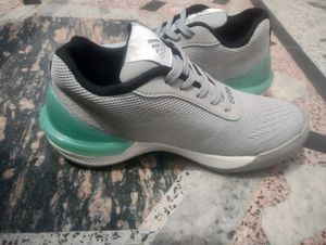 New Adidas Shoes 👟 Size 6 UK