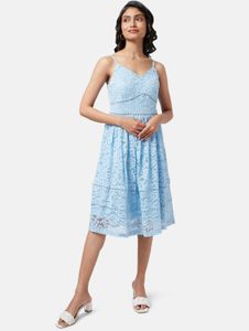 Elegant Blue Lace Midi Dress