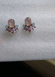 Everstylish Earrings