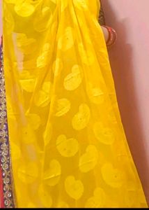 Saree.. Blouse Not Attached