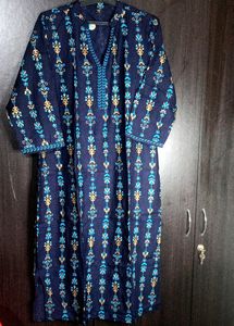 Women Blue Printed Cotton Kurti