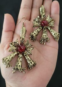 Antique red cabochon Earrings