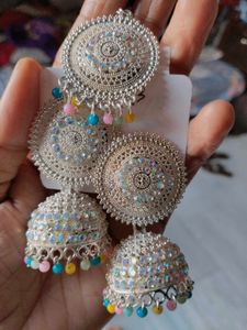 New Jhumka Maang Tikka Set