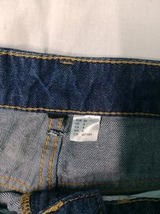 H&amp;M dark blue Straigh Jeans (Brand New) Waist:26