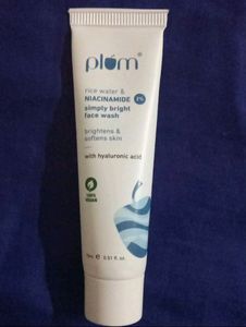 Plum Niacinamide Rice Water 🍚 Facewash 🌺