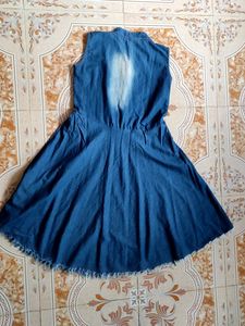 Knee Length Denim Dress 👗