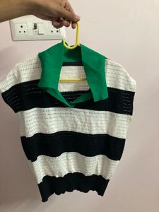 Sleeveless Collar Top