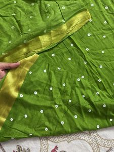 Green Bandhani Dupatta