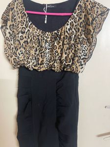 Chic Animal Print Top