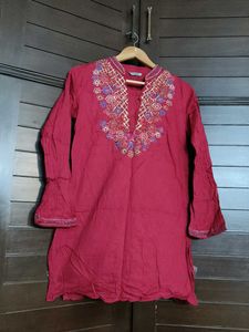 Styves Women Red Sequin Embroidery Cotton Kurta