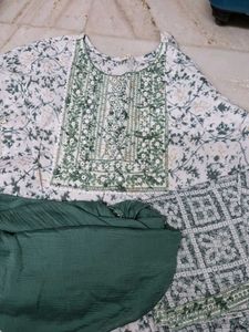 Green & White Embroidered Salwar Kameez
