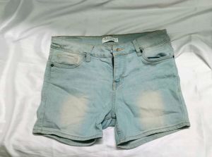 Retro Shorts High-Rise