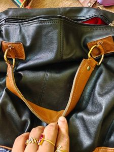 shoulder bag