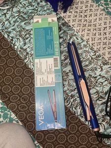 VEGA Hair Straightener