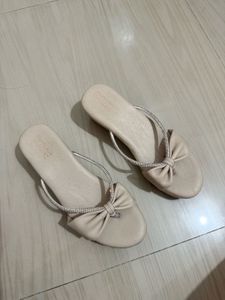 Bow Detail Thong Sandals