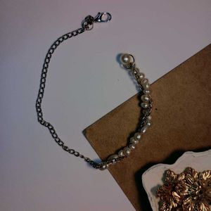 Aesthetic Vintage Bracelet : Handmade