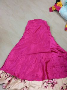 Elegant Pink Floral Kurta Set