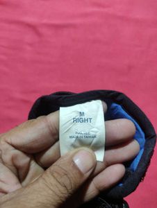 Comfort Wrist Brace for Pain &amp; Injury  Medium Size
