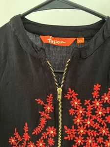 Price Drop 🔥Black Kurti From Reliance Trends