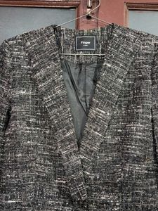 Elegant Tweed Blazer