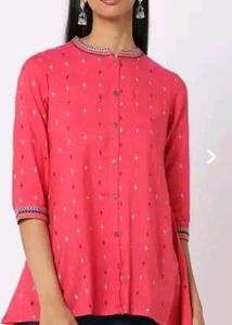 Brand New Pink Printed Top