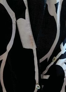Flairy Black &amp; White A-line Dress With Pockets