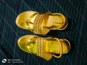Baby&#39;s Golden Flats &amp; Sandals