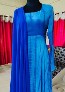 Blue tie dye dress with royalblue dupatta