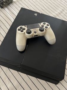 PS 4