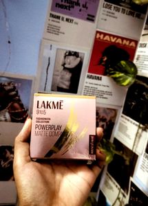 Lakme 9 to 5 Powerplay Matte Compact