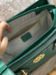 Authentic Gucci Elegant Green Handbag