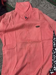 Good Condition Shirts That’s Fit You Well